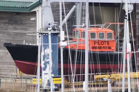 11 November 2020 - 10-15-49
This boat Mallard arrived on 17th September 2018 in rather a sorry state. Lockdown has been good to it. A major restoration project has her looking as good as new and ready for launching as the harbour's new Pilot Boat.
--------------------------
Dart Harbour new pilot boat.